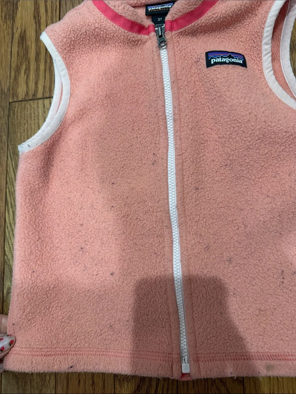 Patagonia Pink Girls' Sleeveless Fleece Vest - Picture 3 of 4